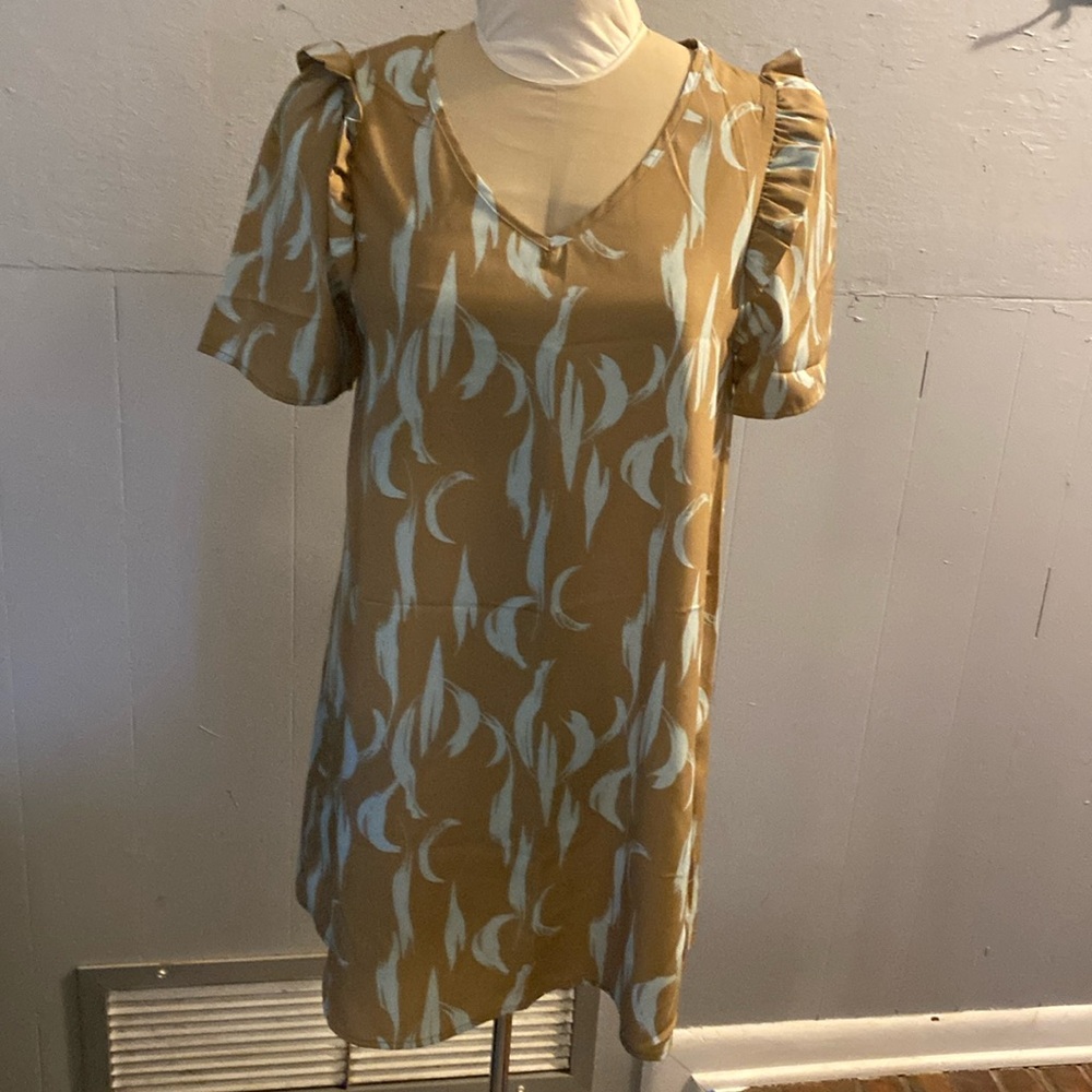 A boutique dress size S tan and pale aqua nwt